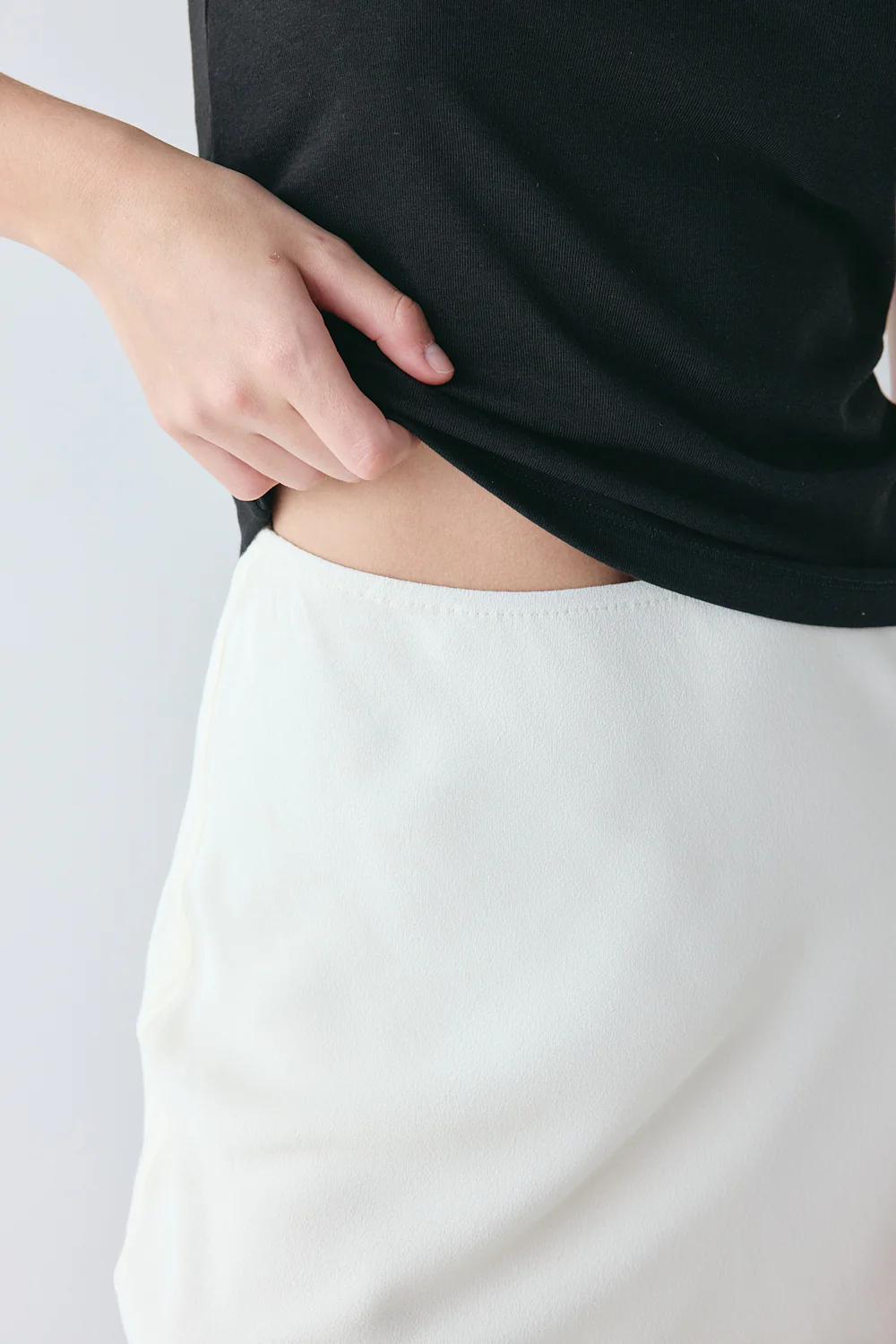 Penelope Mini Skirt Cream - Image 5