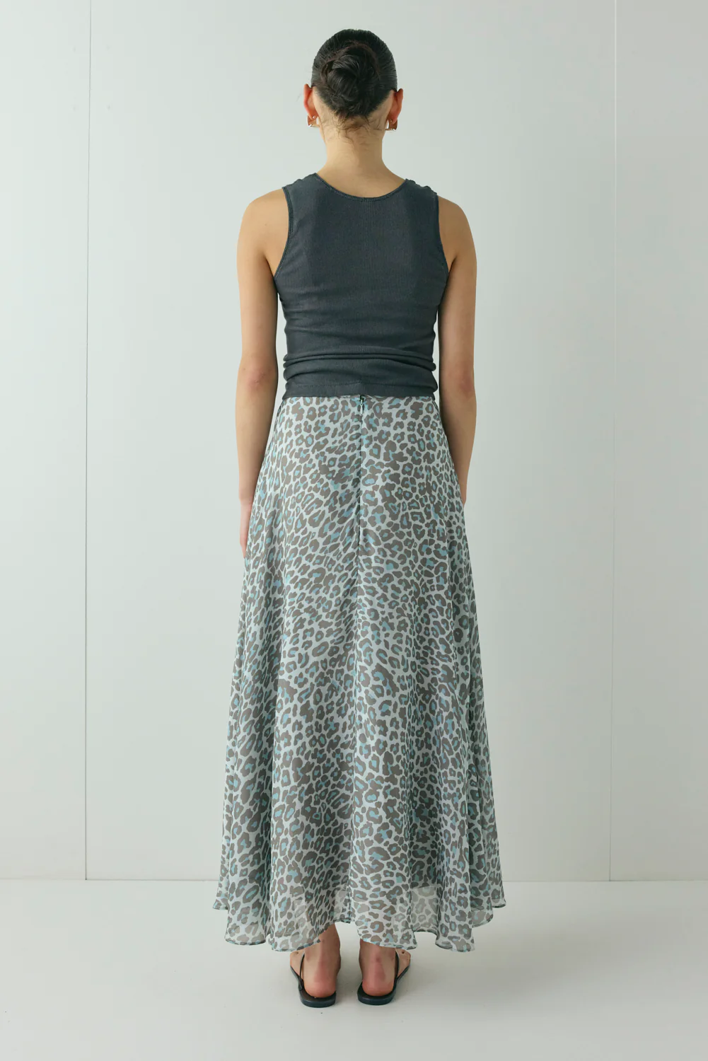 Penny Maxi Skirt Blue Leopard - Image 4