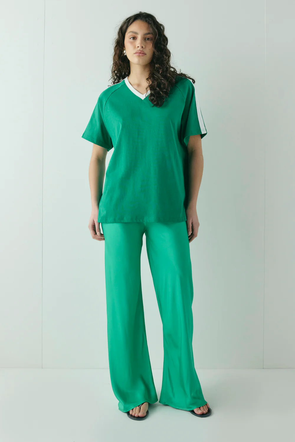 Rae Satin Pants Kelly Green - Image 3