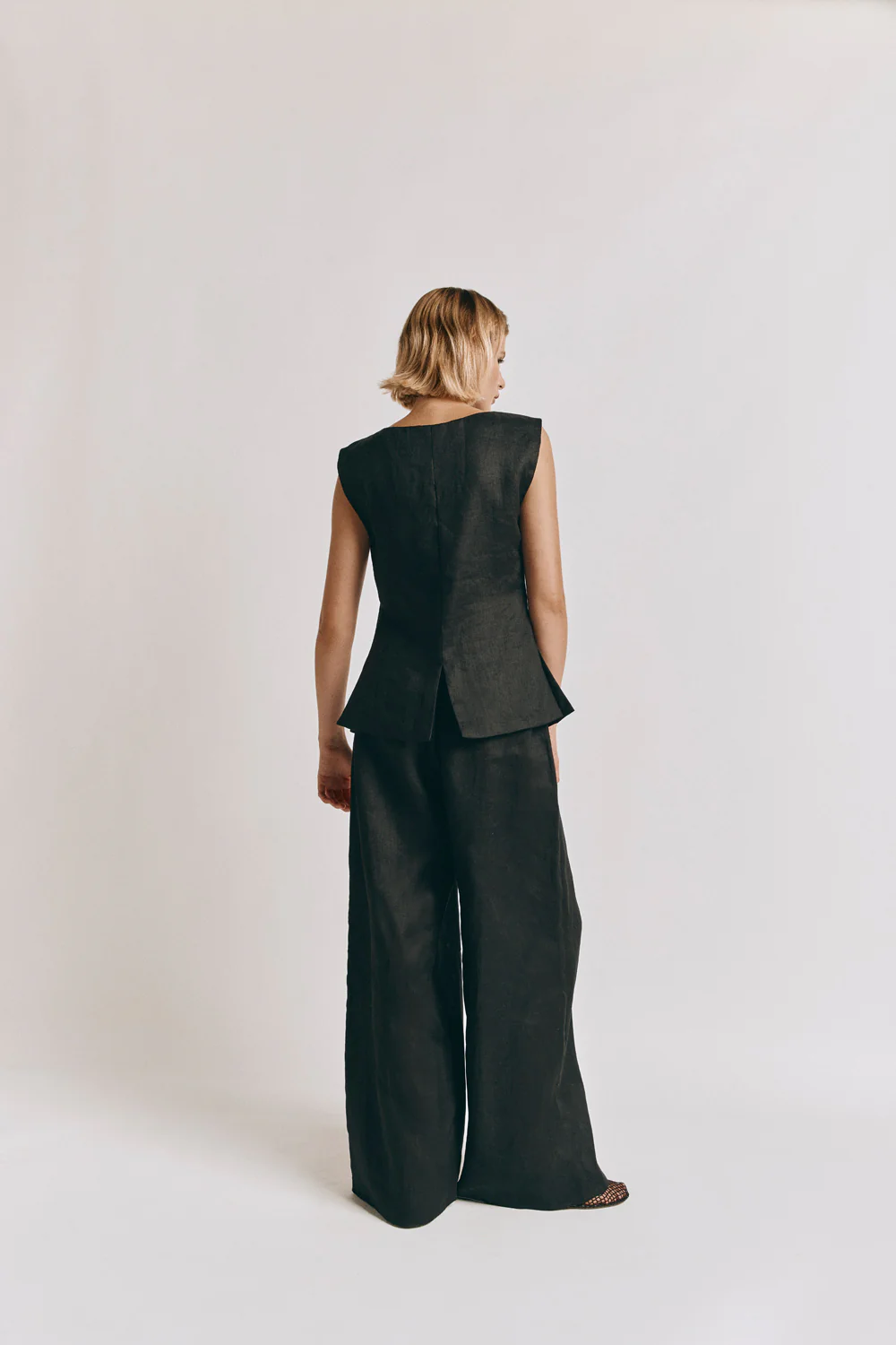 Raya Linen Pants Black - Image 5