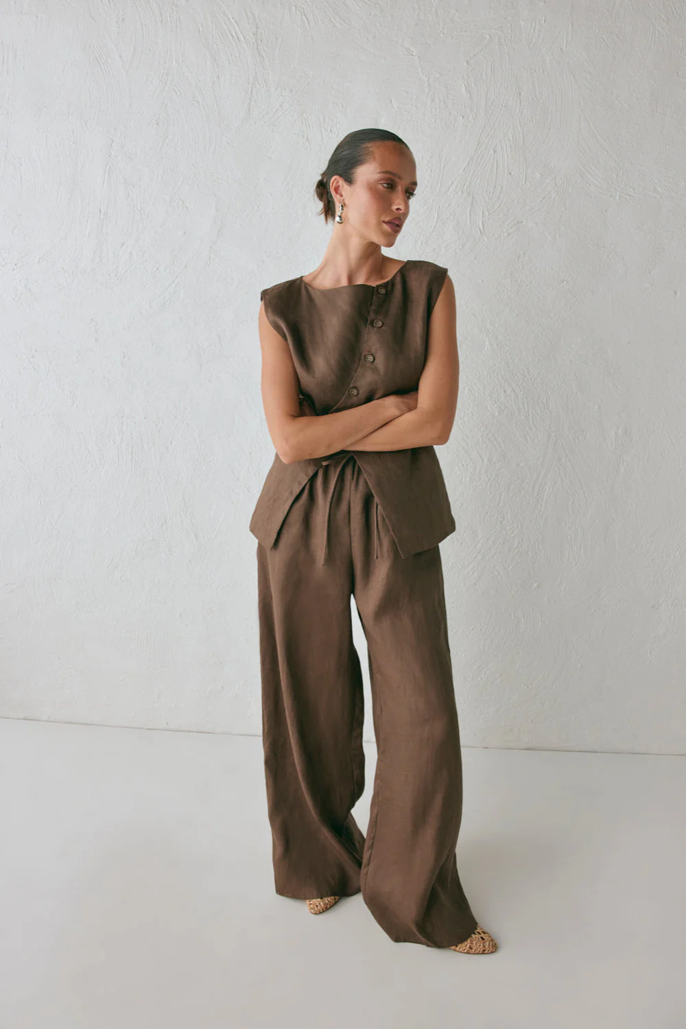 Raya Linen Pants Chocolate - Image 4
