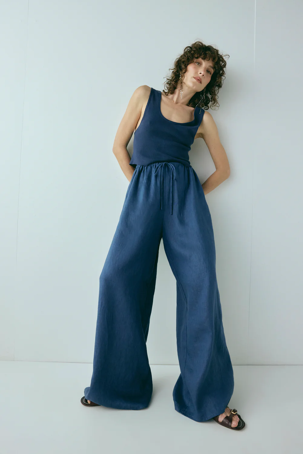 Raya Linen Pants Navy - Image 4