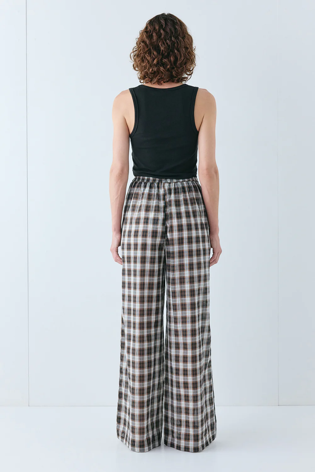 Raya Pants Check - Image 5