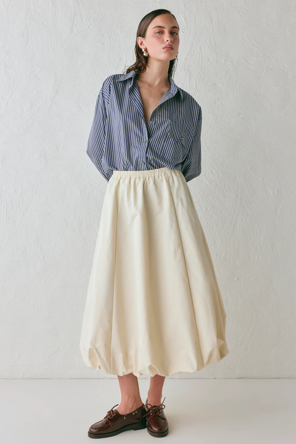 Sabrin Bubble Midi Skirt Cream - Image 6