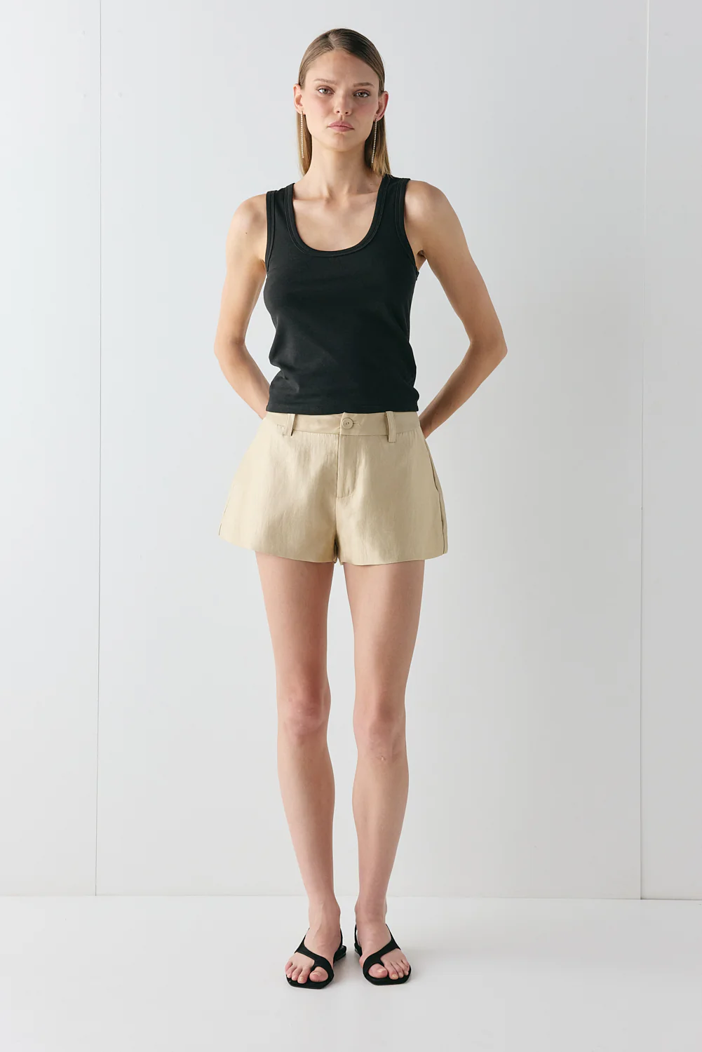 Salome Shorts Gold