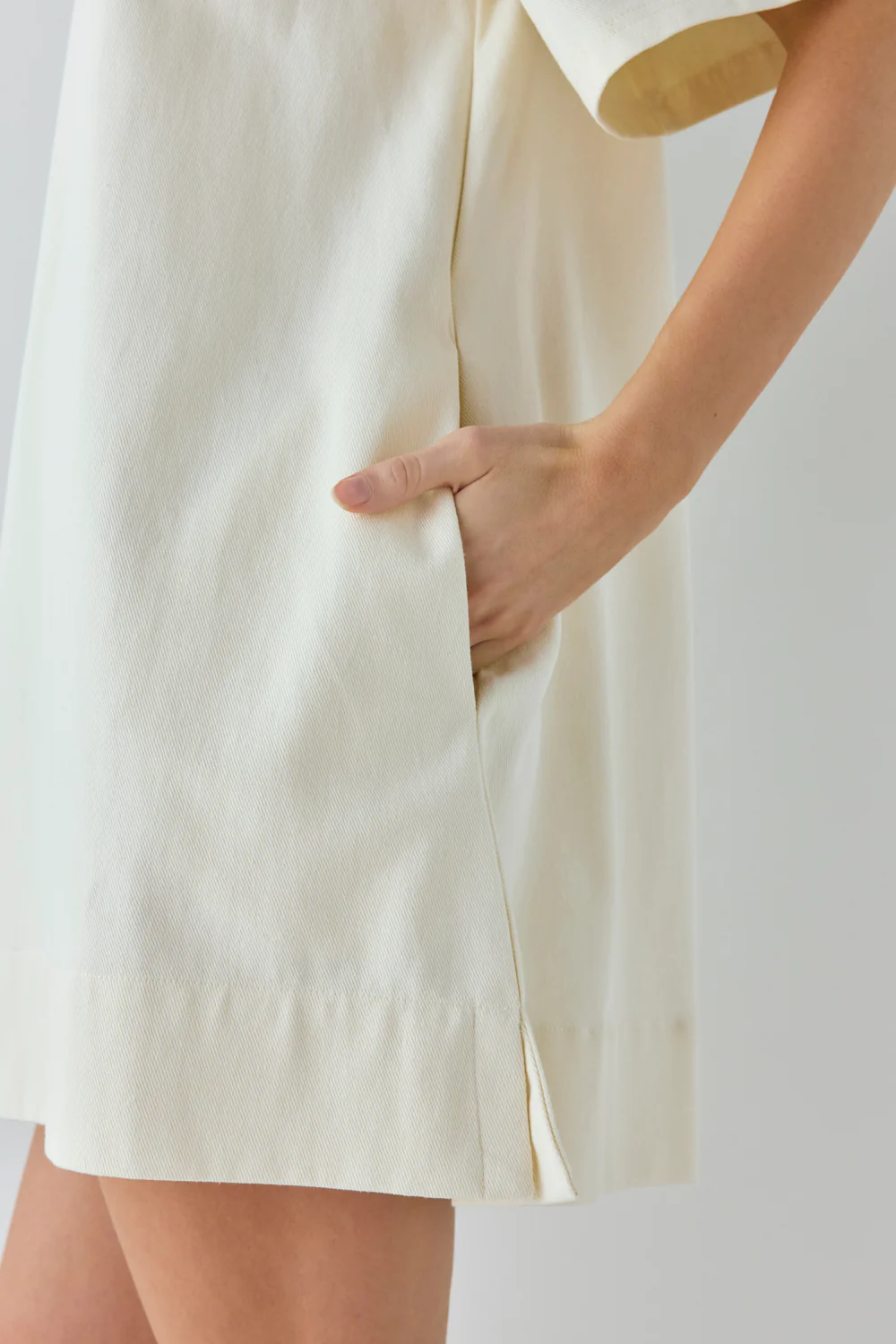 Suki Denim Mini Dress Cream - Image 3