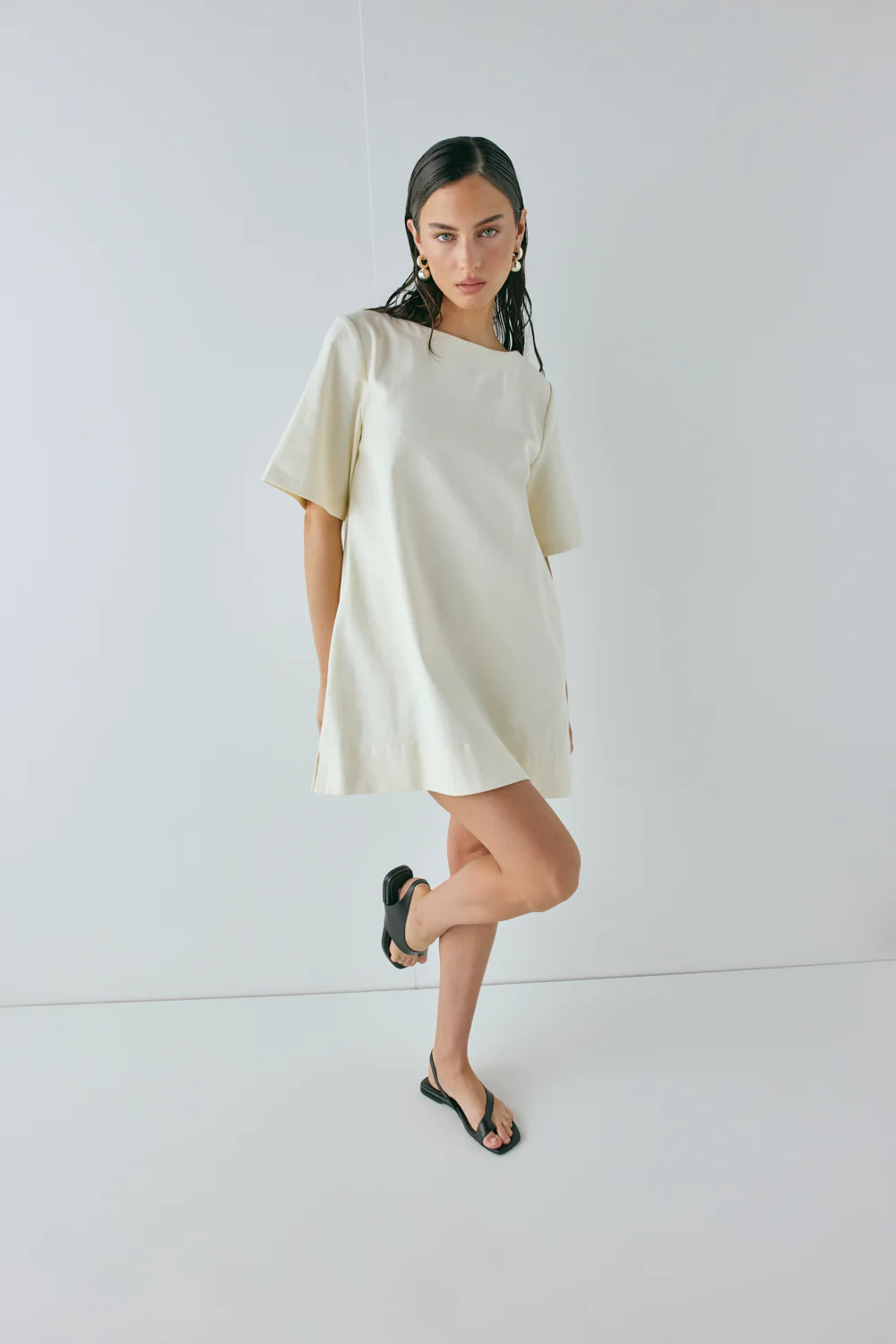 Suki Denim Mini Dress Cream - Image 4