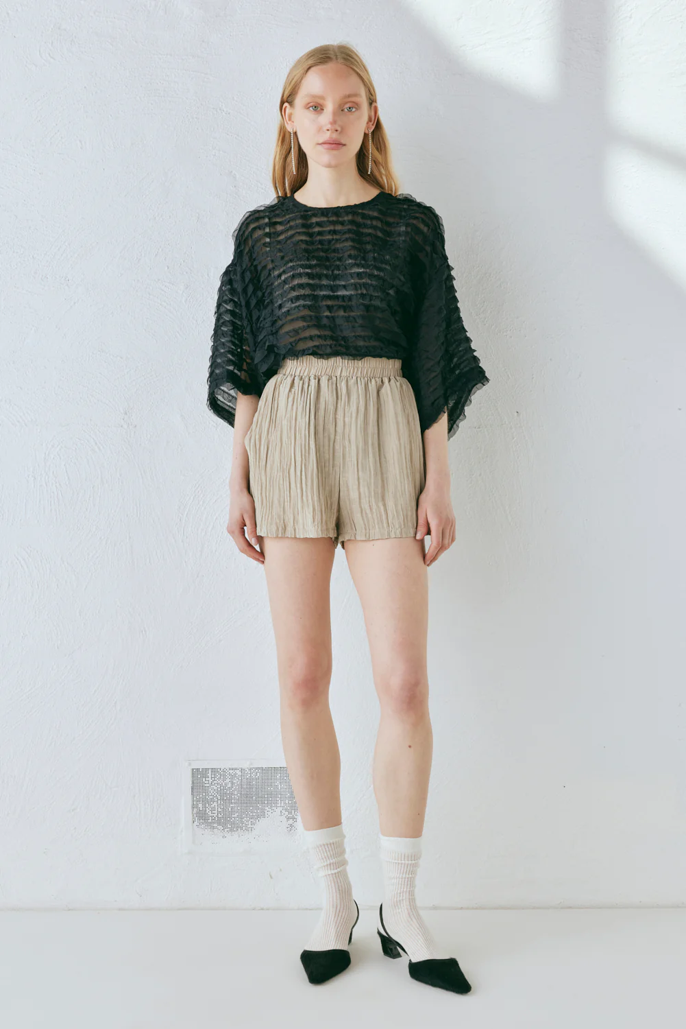The Sea & I Shorts Taupe - Image 7