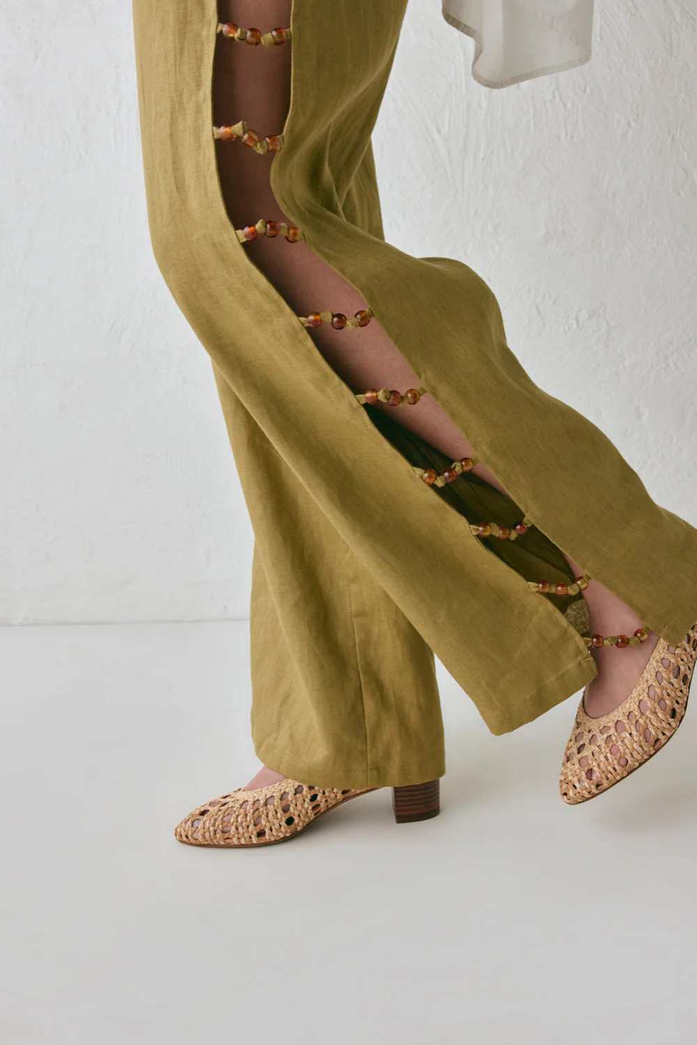 Tia Linen Pants Olive - Image 2