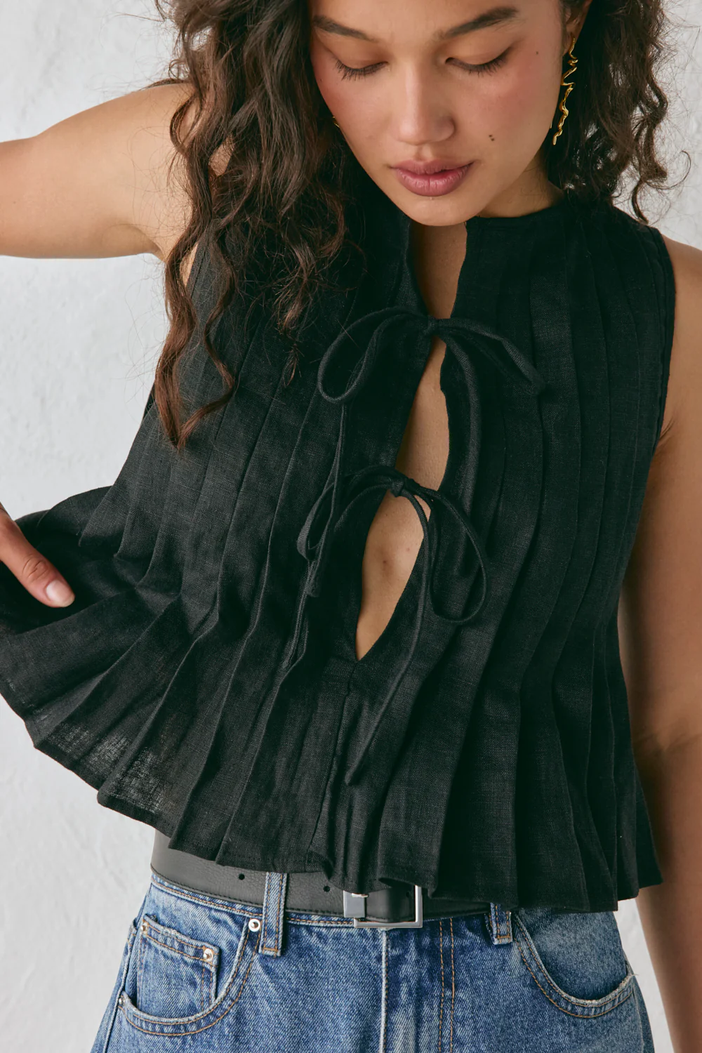 Valeria Linen Top Black - Image 2