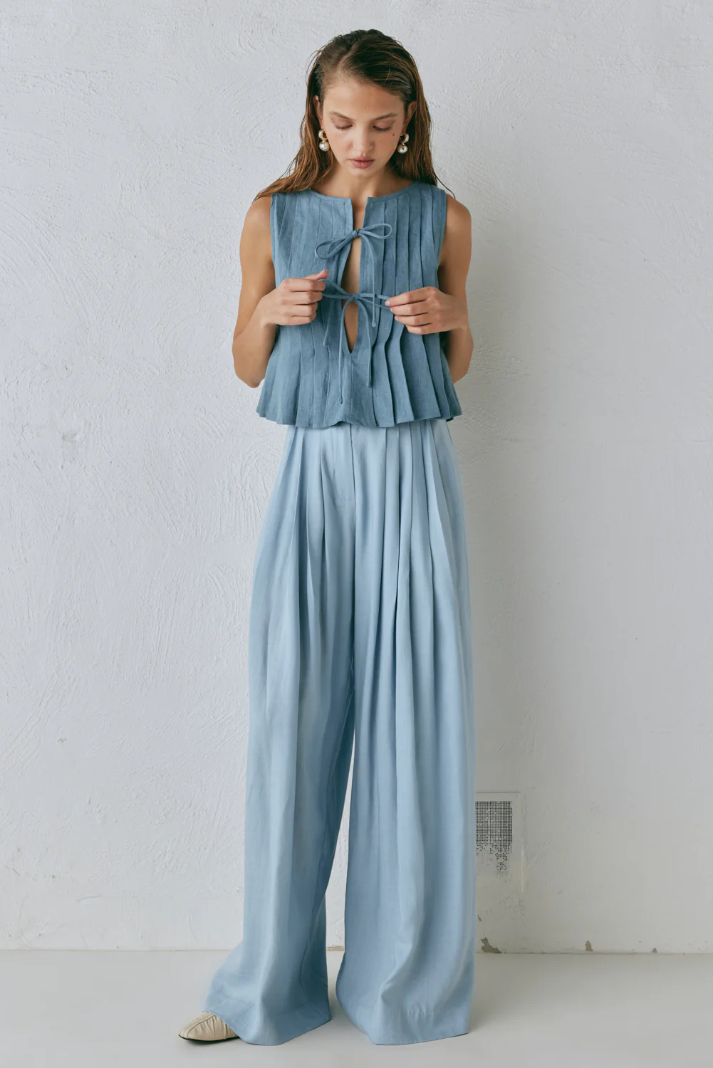 Valeria Linen Top Lake - Image 8
