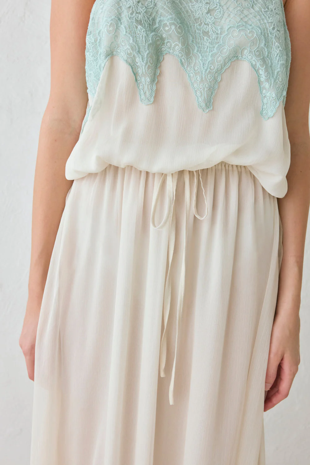 Valery Midi Dress Cream - Image 6