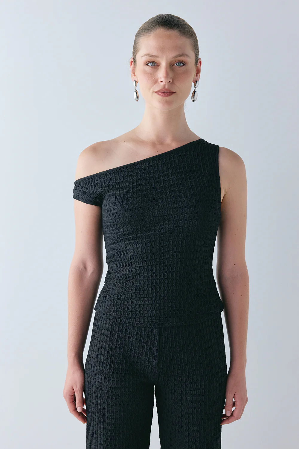 Veda Top Black - Image 2