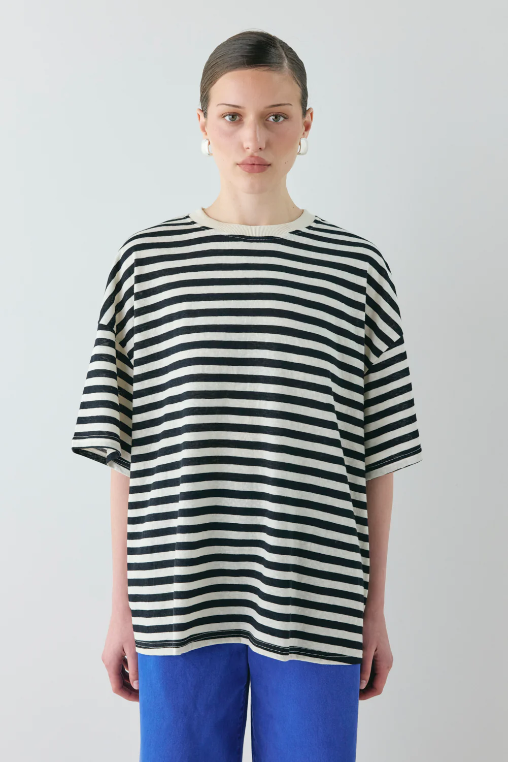 Willow Tee Black Stripe