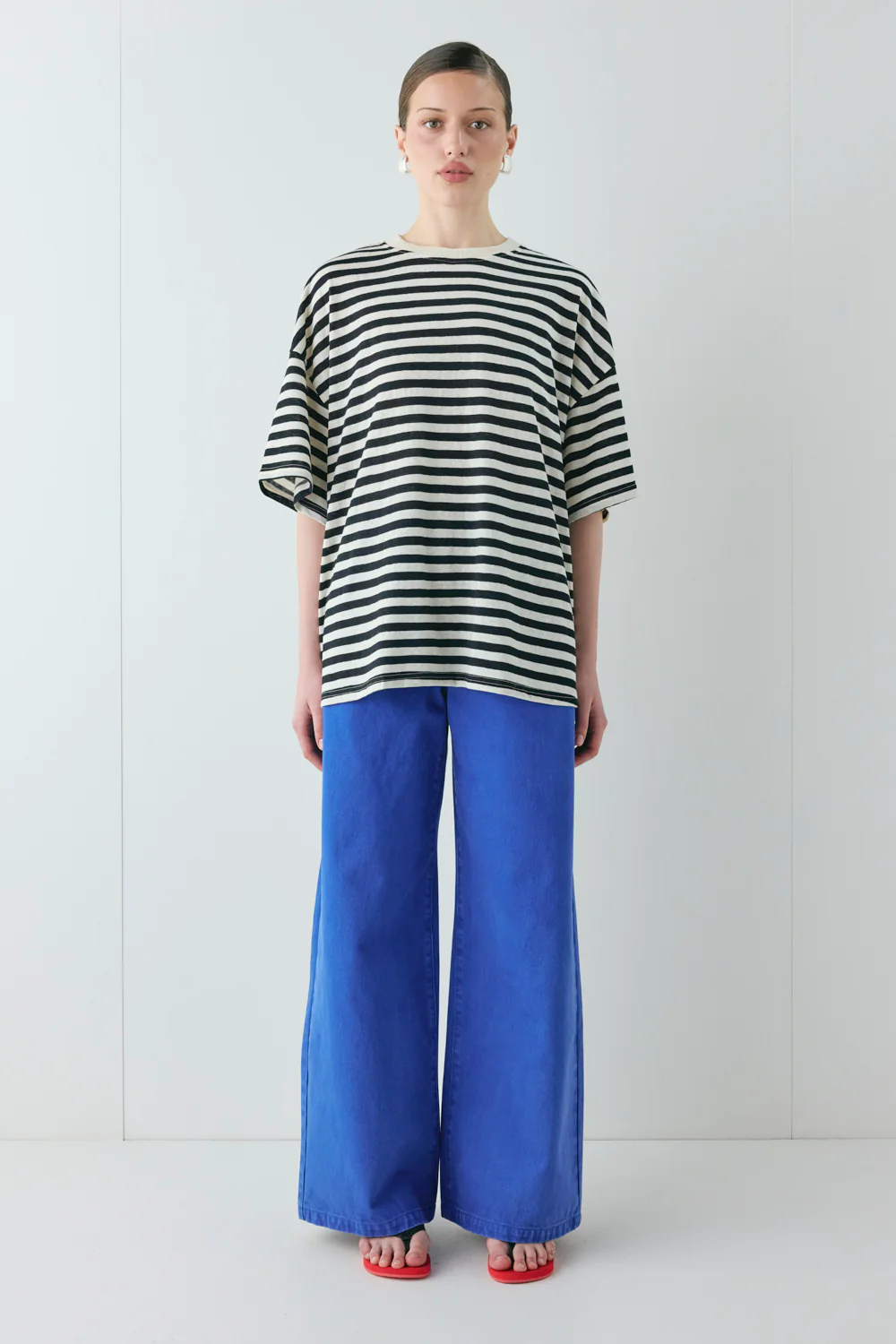 Willow Tee Black Stripe - Image 2