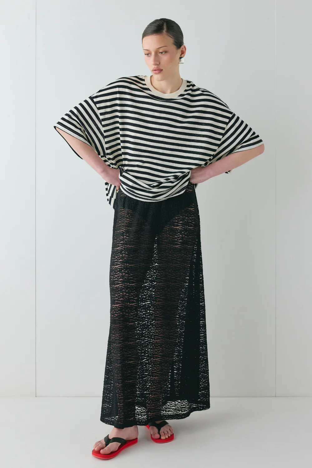 Willow Tee Black Stripe - Image 4