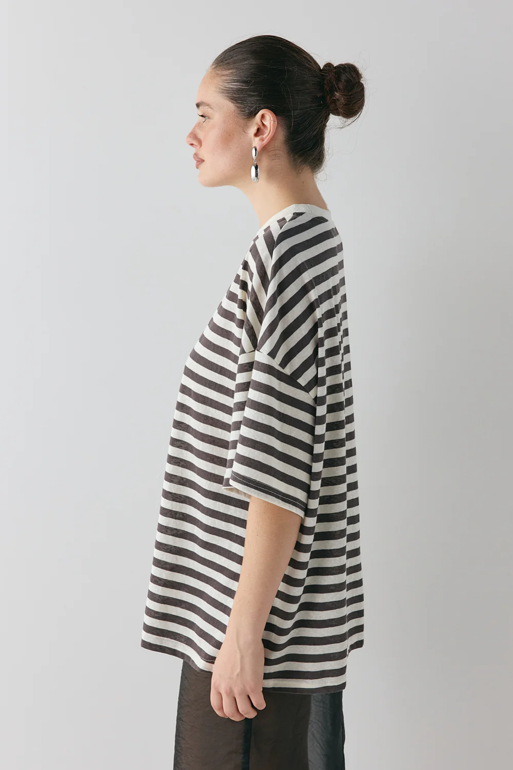 Willow Tee Charcoal Stripe - Image 5