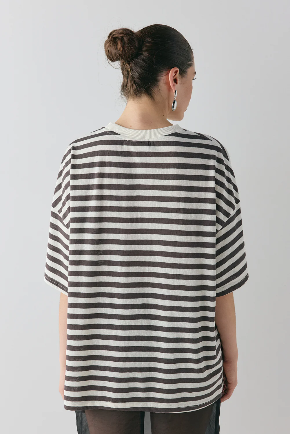 Willow Tee Charcoal Stripe - Image 6