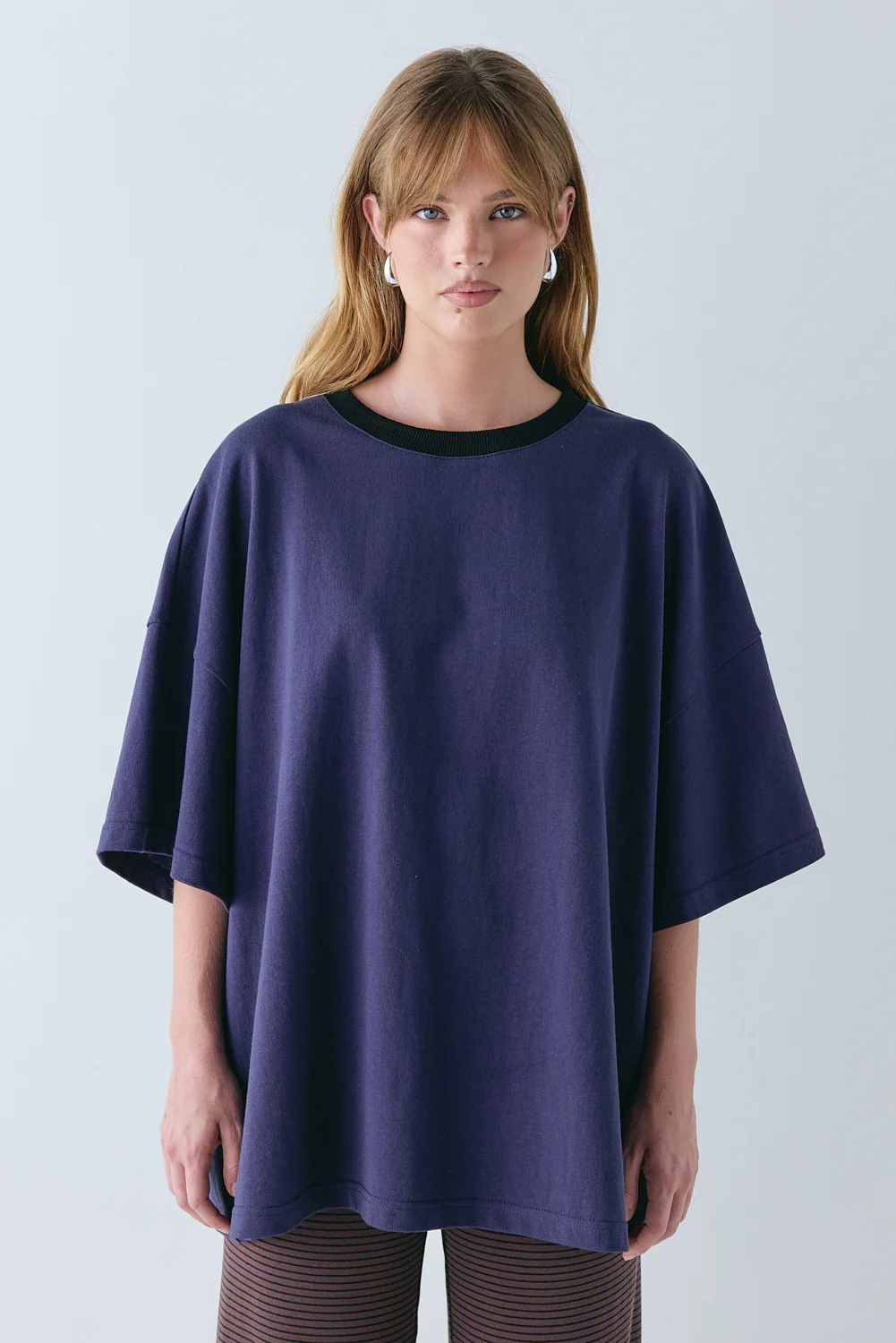 Willow Tee Navy - Image 2