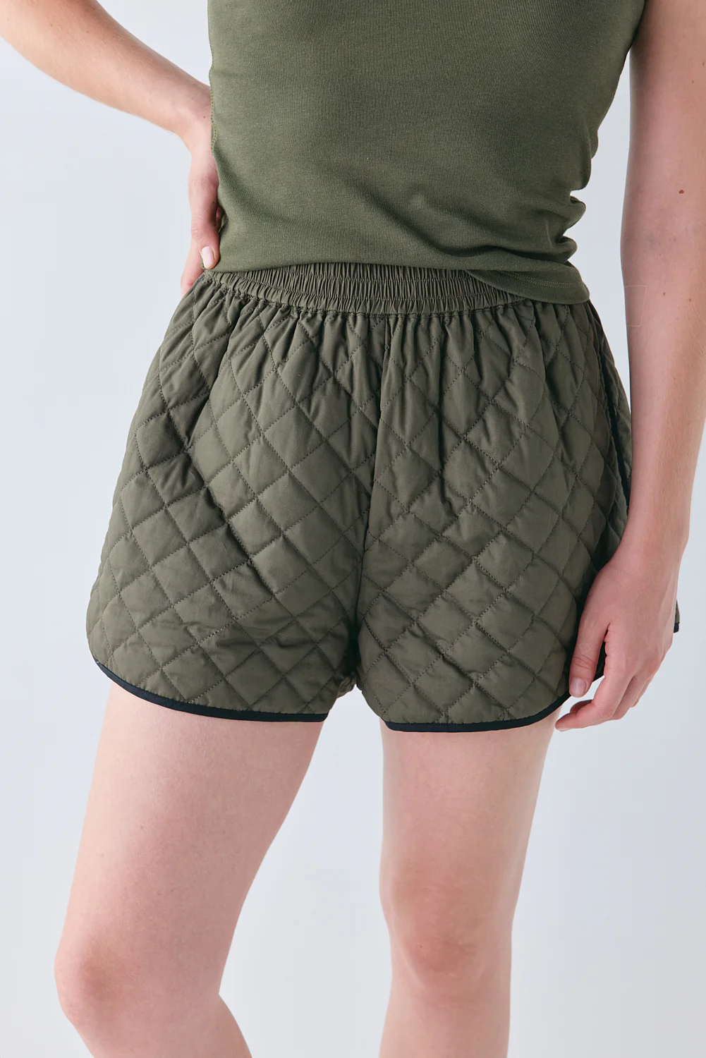 Yvette Shorts Khaki - Image 3
