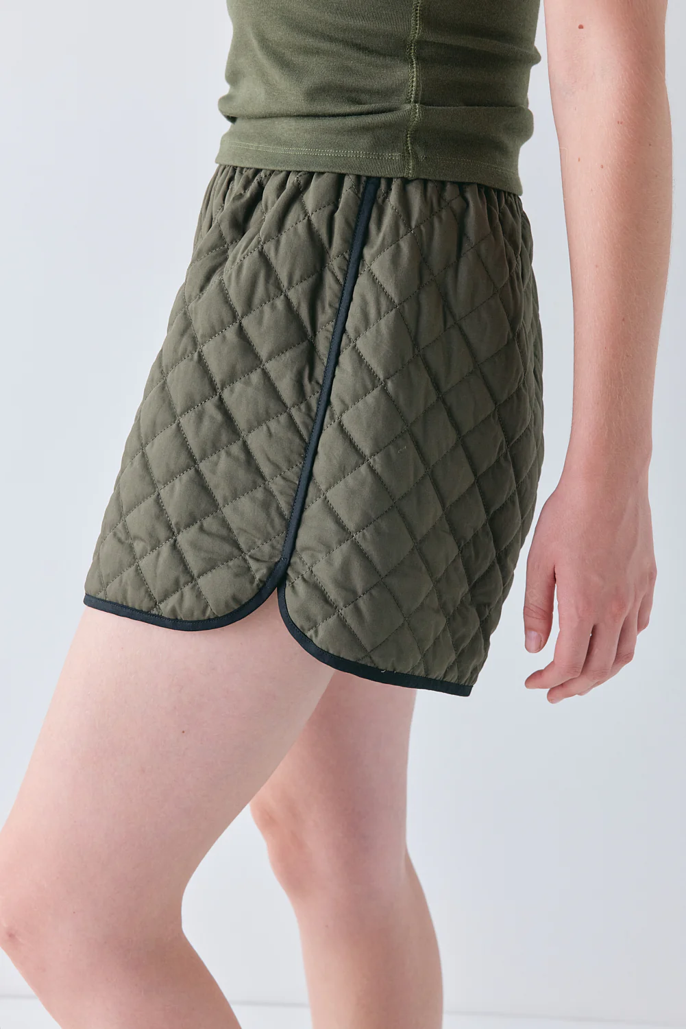Yvette Shorts Khaki - Image 4