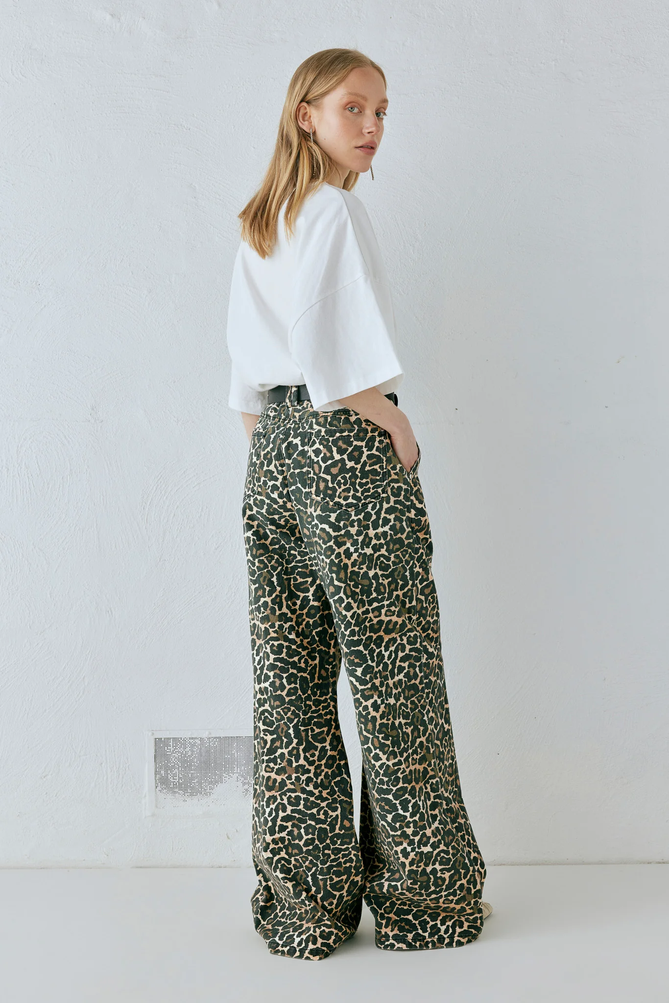 Zia High Rise Denim Jeans Leopard - Image 7
