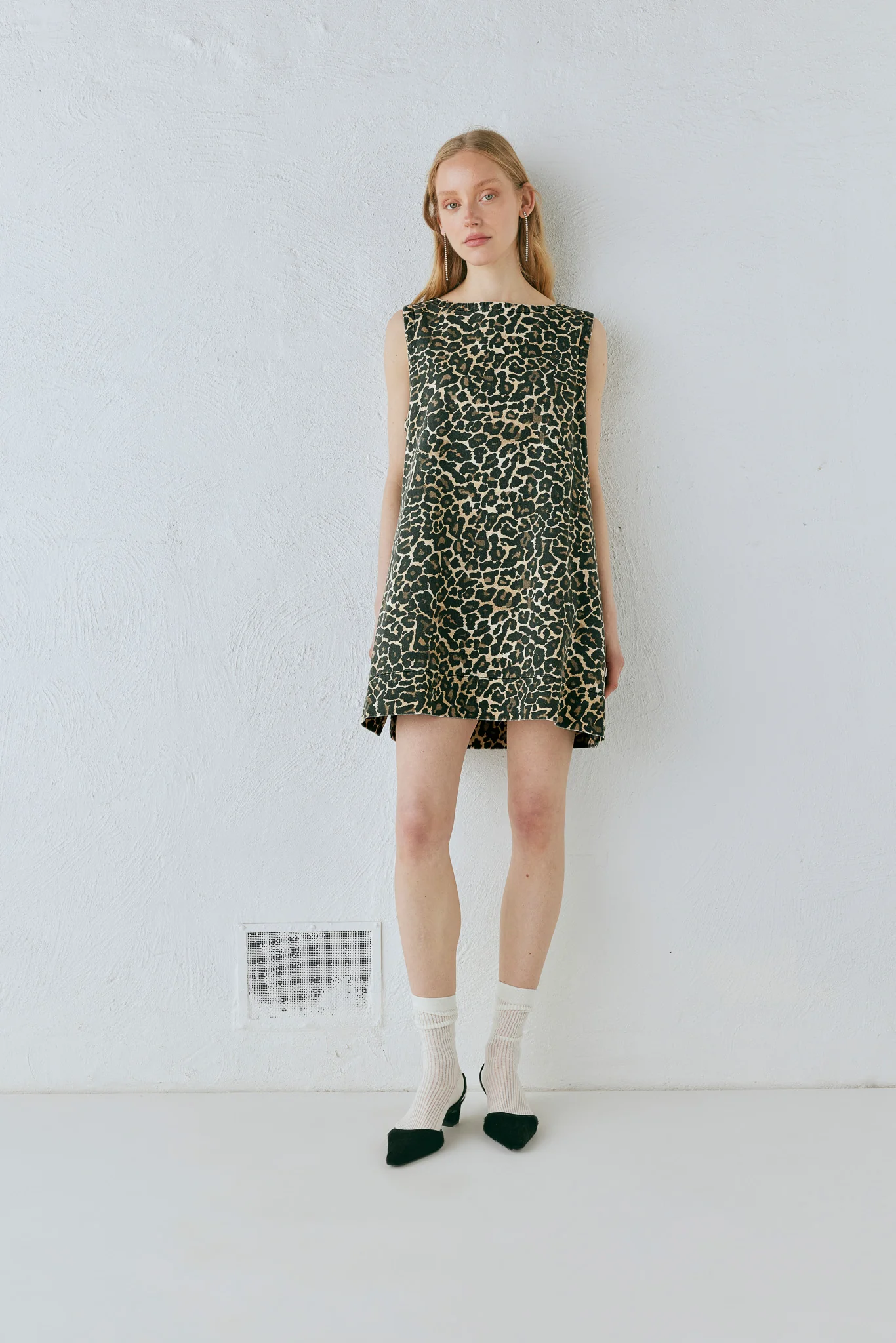Zia Denim Mini Dress Leopard - Image 5