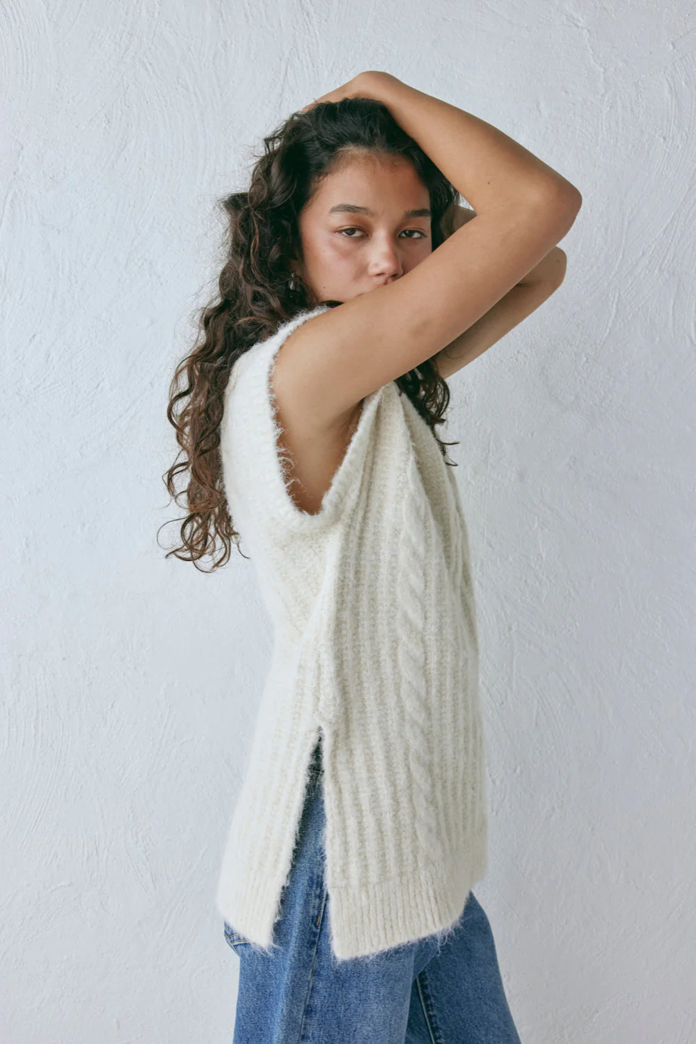 Zita Knit Vest Cream - Image 3